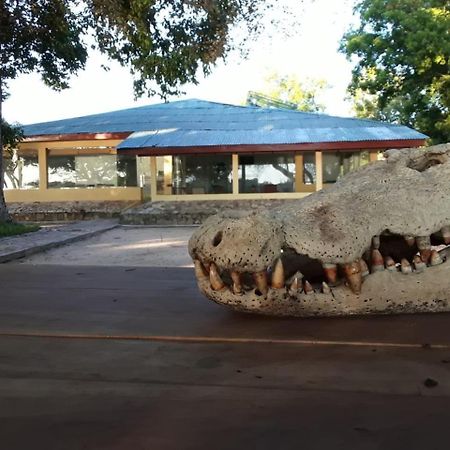 Crocodile Park Bungalow كاتاراغاما المظهر الخارجي الصورة